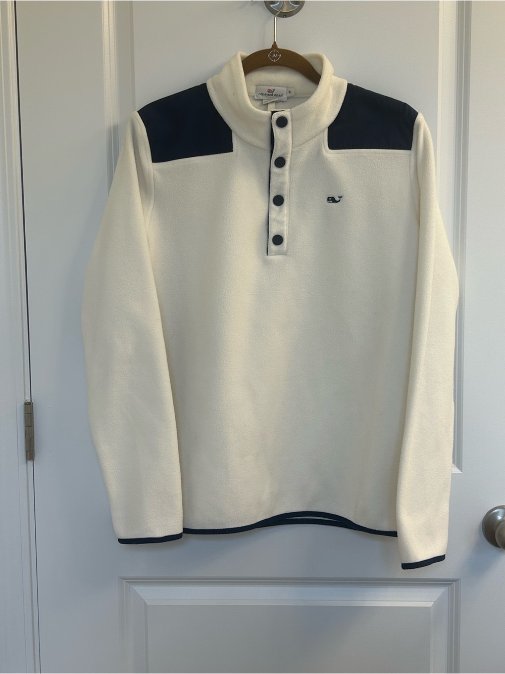Vineyard Vines Cream Fleece Crewneck with Navy Accents
